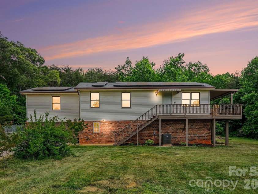 2960 Lavina Lane, Claremont, NC 28610.  MLS# CAR4380522, YatesRealty ID 22626. 