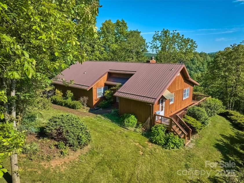 55 Dane Acres Drive, Alexander, NC 28701.  MLS# CAR4264076, YatesRealty ID 22626. 