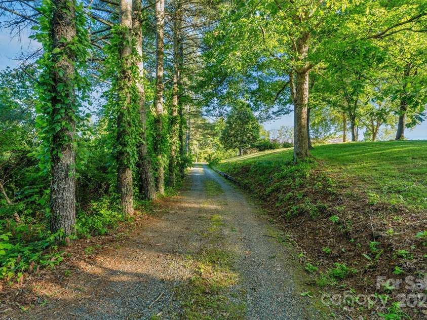 55 Dane Acres Drive, Alexander, NC 28701.  MLS# CAR4264076, YatesRealty ID 22626. 