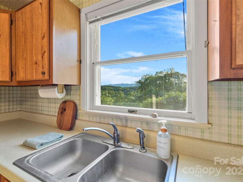 55 Dane Acres Drive, Alexander, NC 28701.  MLS# CAR4264076, YatesRealty ID 22626. 