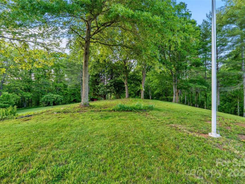 55 Dane Acres Drive, Alexander, NC 28701.  MLS# CAR4264076, YatesRealty ID 22626. 