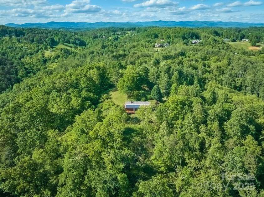 55 Dane Acres Drive, Alexander, NC 28701.  MLS# CAR4264076, YatesRealty ID 22626. 