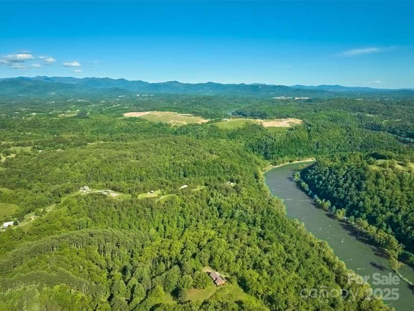 55 Dane Acres Drive, Alexander, NC 28701.  MLS# CAR4264076, YatesRealty ID 22626. 