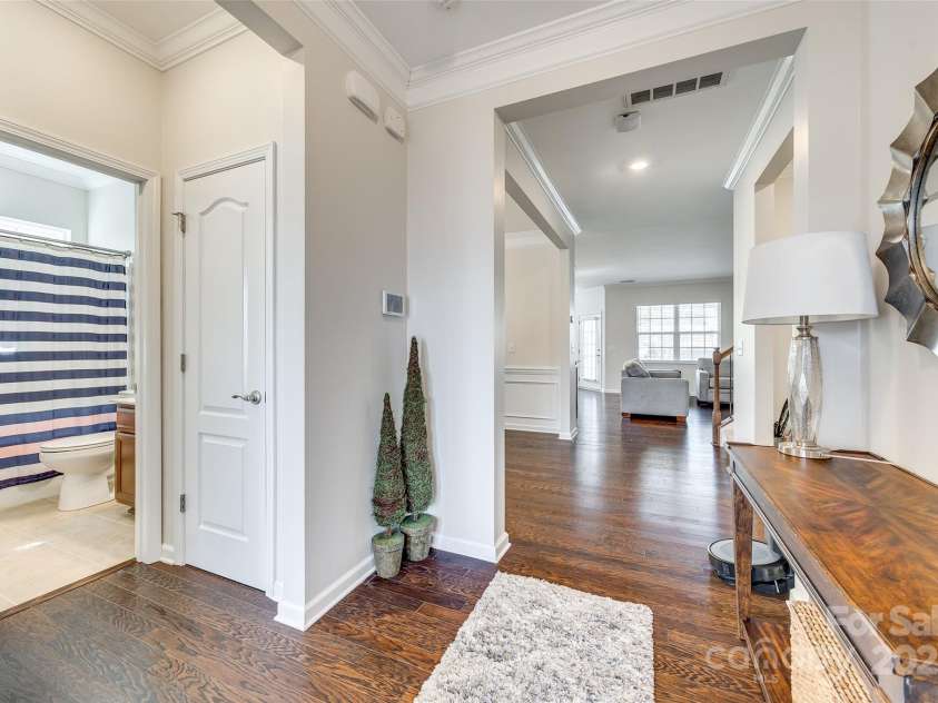 10014 Berkeley Castle Drive, Charlotte, NC 28273.  MLS# CAR4226296, YatesRealty ID 22627. 