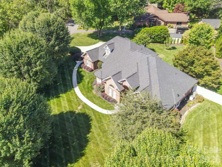 5639 Gristmill Lane, Mint Hill, NC 28227.  MLS# CAR4382231, YatesRealty ID 22628. 