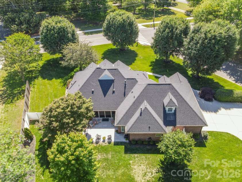 5639 Gristmill Lane, Mint Hill, NC 28227.  MLS# CAR4382231, YatesRealty ID 22628. 