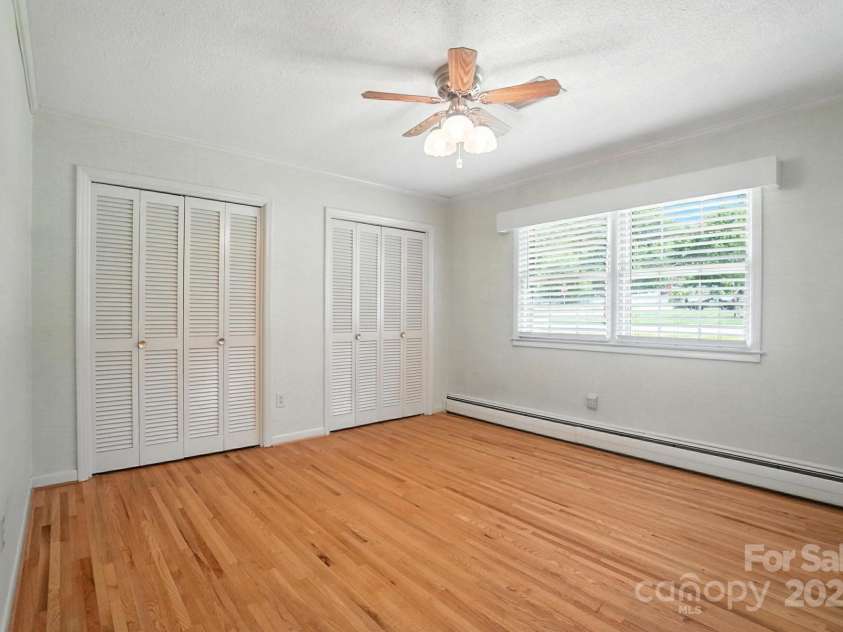 900 Nance Street, Kannapolis, NC 28083.  MLS# CAR4272286, YatesRealty ID 22628. Upstairs Bedroom III