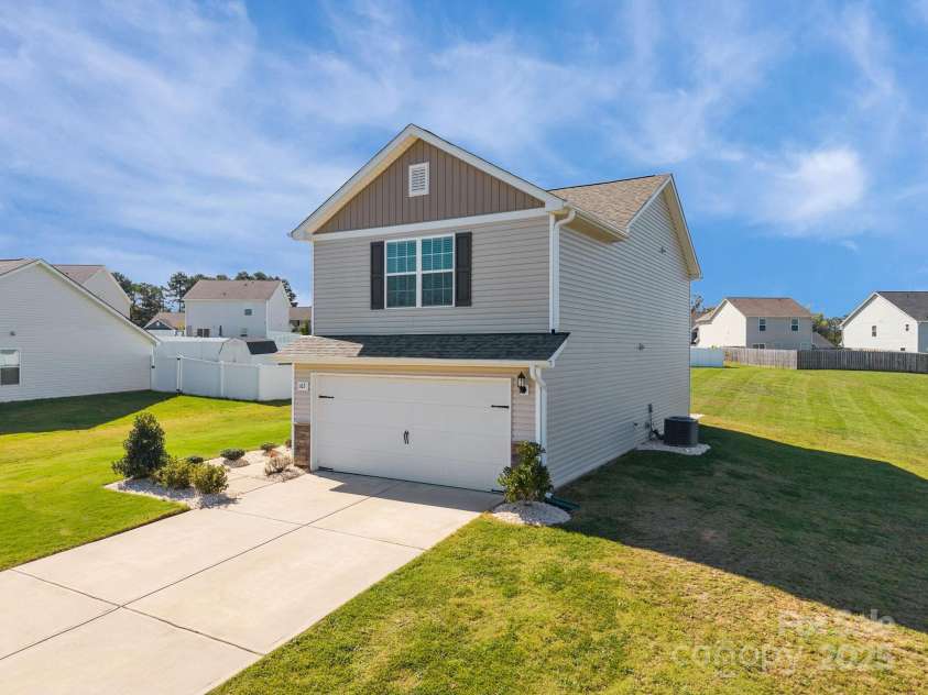 163 Kipling Lane, Kings Mountain, NC 28086.  MLS# CAR4311069, YatesRealty ID 2263. 