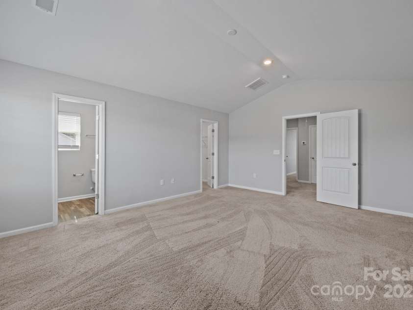 163 Kipling Lane, Kings Mountain, NC 28086.  MLS# CAR4311069, YatesRealty ID 2263. Primary bedroom