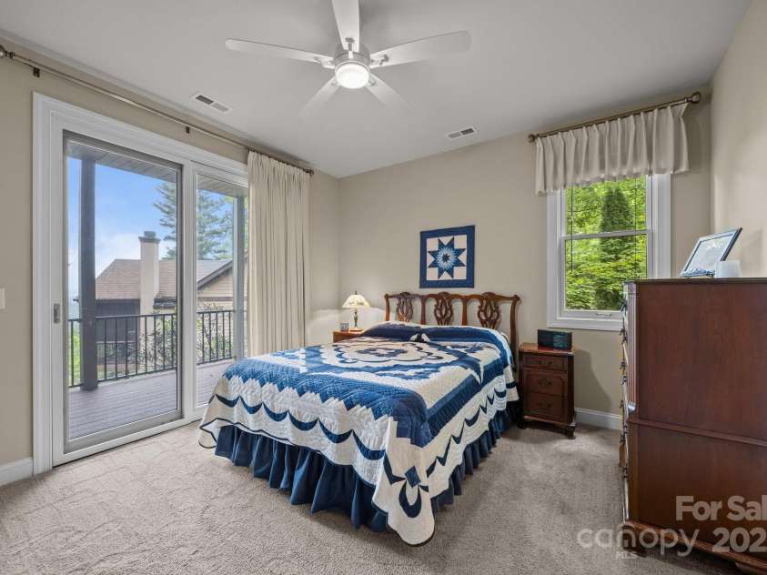 278 High Road Overlook, Hendersonville, NC 28739.  MLS# CAR4258302, YatesRealty ID 22630. 