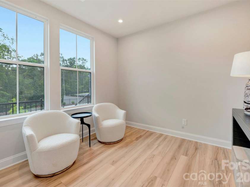 309 Old Town Village Road, Waxhaw, NC 28173.  MLS# CAR4304422, YatesRealty ID 22630. First floor flex space