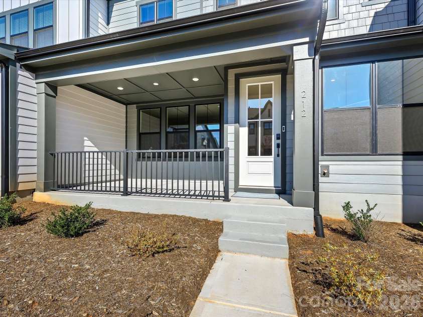 212 Halemarg Drive, Belmont, NC 28012.  MLS# CAR4305679, YatesRealty ID 22631. Covered Front Porch