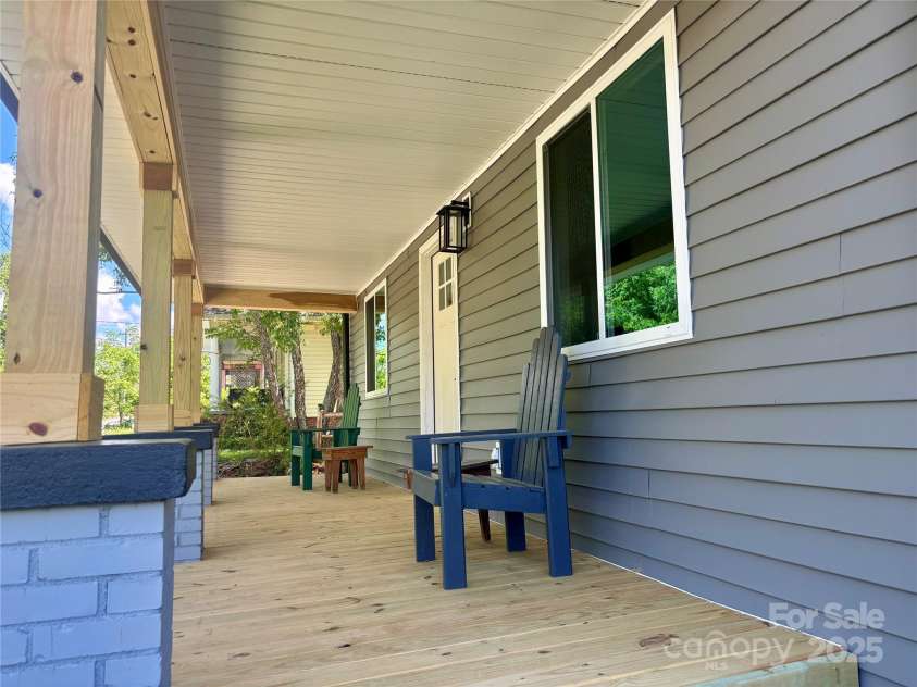 85 Archer Street, Granite Falls, NC 28630.  MLS# CAR4259027, YatesRealty ID 22631. 