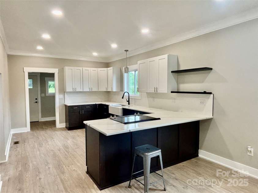 85 Archer Street, Granite Falls, NC 28630.  MLS# CAR4259027, YatesRealty ID 22631. 