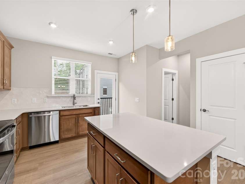 1530 Levy Way, Charlotte, NC 28205.  MLS# CAR4318066, YatesRealty ID 22632. Generous Storage