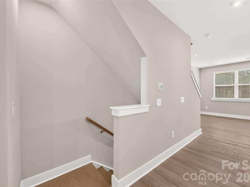 1530 Levy Way, Charlotte, NC 28205.  MLS# CAR4318066, YatesRealty ID 22632. Oak Box Stairs
