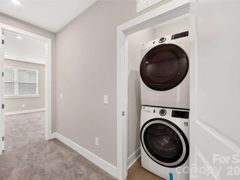 1530 Levy Way, Charlotte, NC 28205.  MLS# CAR4318066, YatesRealty ID 22632. Washer & Dryer Included
