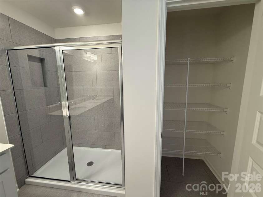333 Knotty Wood Drive, Monroe, NC 28110.  MLS# CAR4318075, YatesRealty ID 22633. 