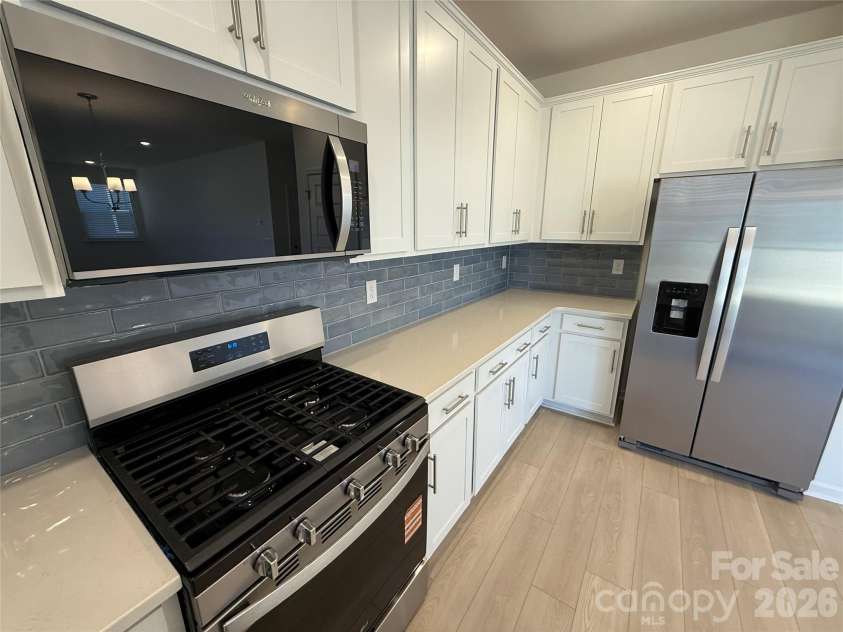 333 Knotty Wood Drive, Monroe, NC 28110.  MLS# CAR4318075, YatesRealty ID 22633. 