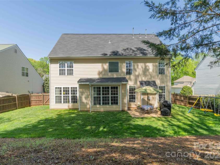 7353 Sedgebrook Drive, Stanley, NC 28164.  MLS# CAR4244368, YatesRealty ID 22635. 