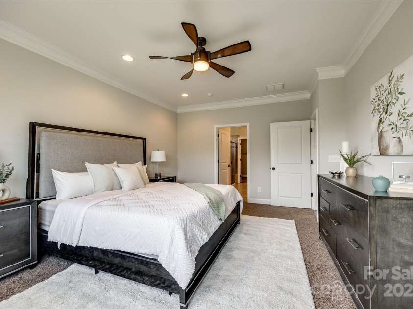 124 Rosebay Drive, Mooresville, NC 28117.  MLS# CAR4246450, YatesRealty ID 22636. 