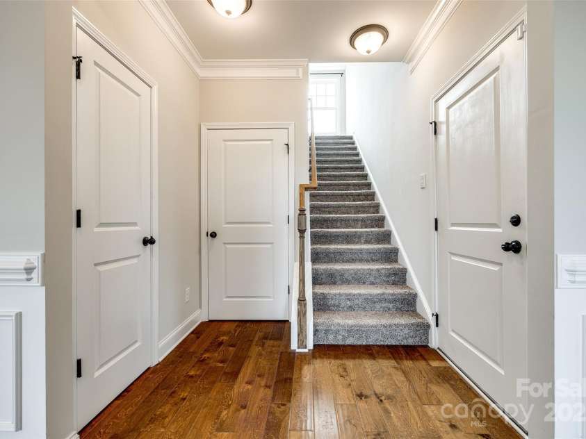 124 Rosebay Drive, Mooresville, NC 28117.  MLS# CAR4246450, YatesRealty ID 22636. 