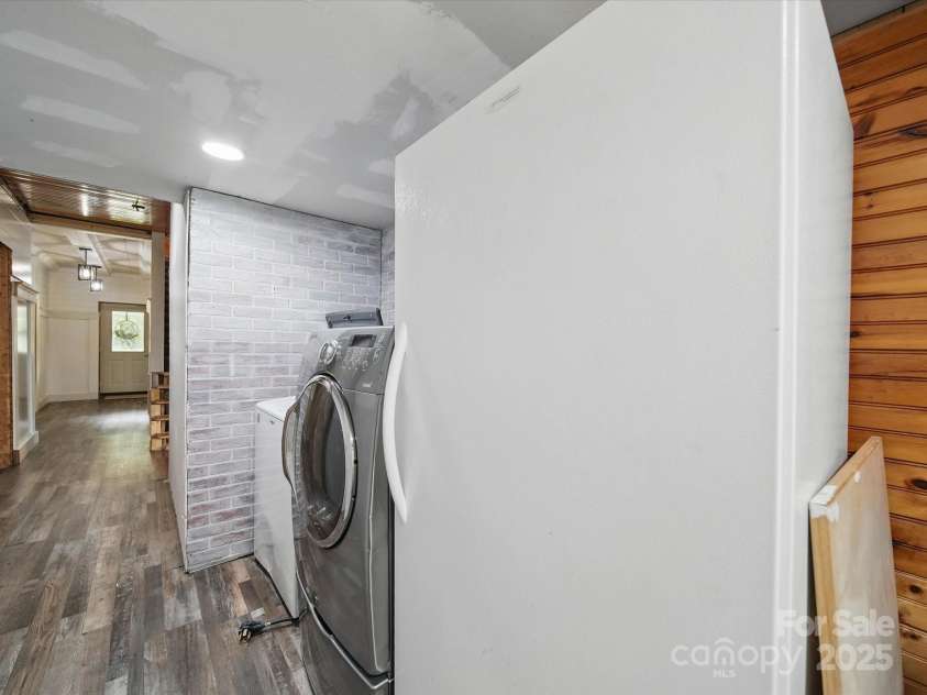 828 Main Street, Mount Pleasant, NC 28124.  MLS# CAR4264431, YatesRealty ID 22637. 