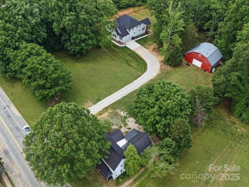 828 Main Street, Mount Pleasant, NC 28124.  MLS# CAR4264431, YatesRealty ID 22637. 