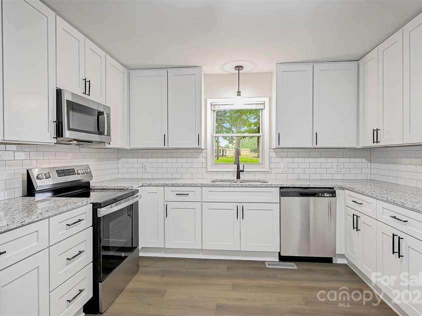 240 Swink Avenue, Salisbury, NC 28147.  MLS# CAR4268399, YatesRealty ID 22639. 