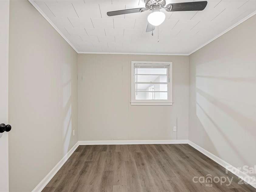 240 Swink Avenue, Salisbury, NC 28147.  MLS# CAR4268399, YatesRealty ID 22639. 