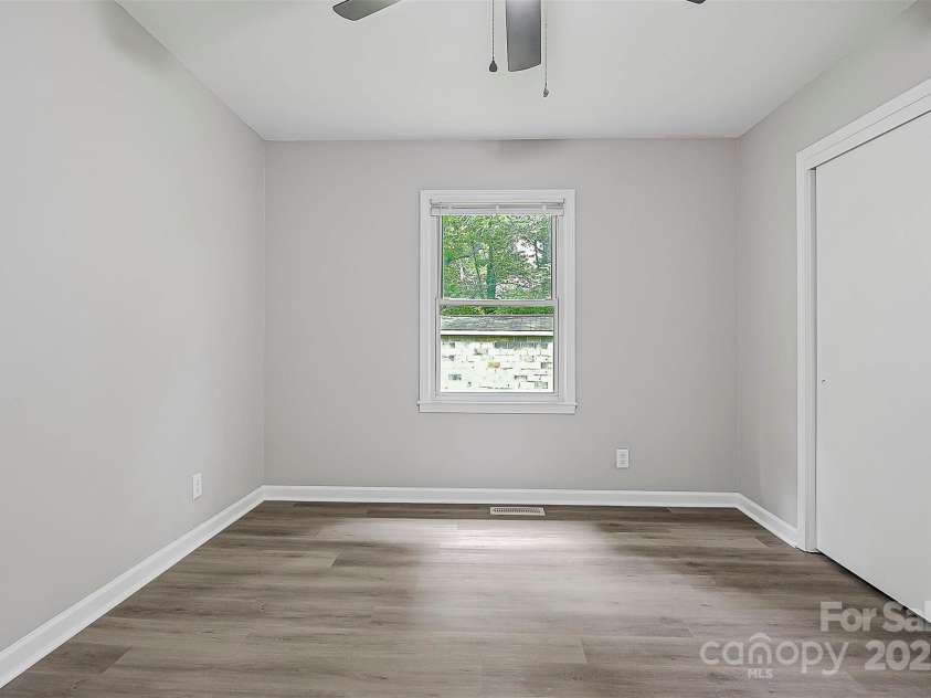 240 Swink Avenue, Salisbury, NC 28147.  MLS# CAR4268399, YatesRealty ID 22639. 
