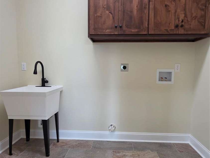 1060 Hawksbill Drive, Morganton, NC 28655.  MLS# CAR4234147, YatesRealty ID 2264. 