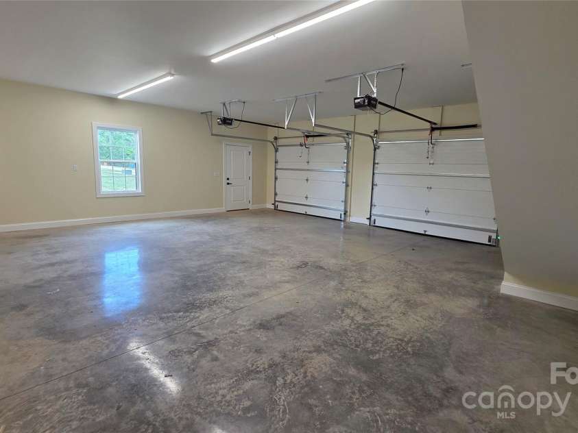 1060 Hawksbill Drive, Morganton, NC 28655.  MLS# CAR4234147, YatesRealty ID 2264. 