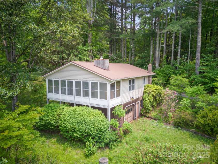 48 Israel Road, Brevard, NC 28712.  MLS# CAR4267767, YatesRealty ID 22642. 