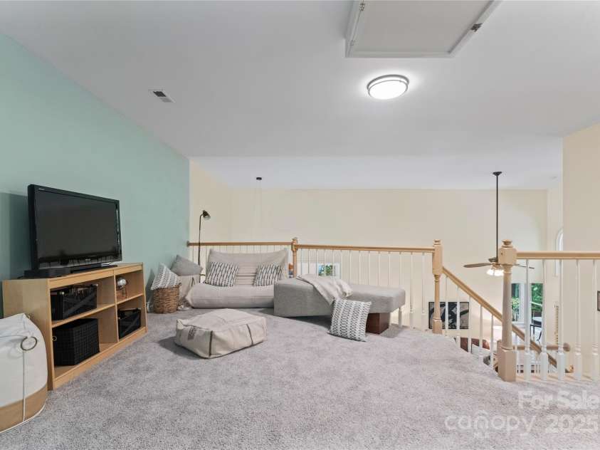 9141 Covey Hollow Court, Charlotte, NC 28210.  MLS# CAR4273670, YatesRealty ID 22644. 