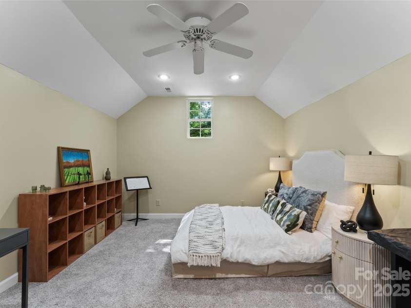 9141 Covey Hollow Court, Charlotte, NC 28210.  MLS# CAR4273670, YatesRealty ID 22644. 