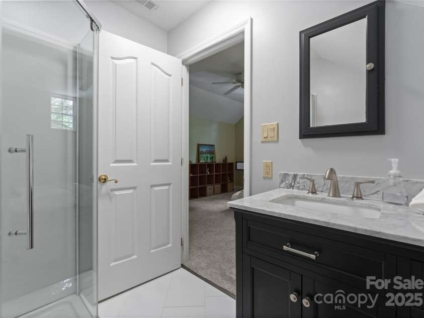 9141 Covey Hollow Court, Charlotte, NC 28210.  MLS# CAR4273670, YatesRealty ID 22644. 