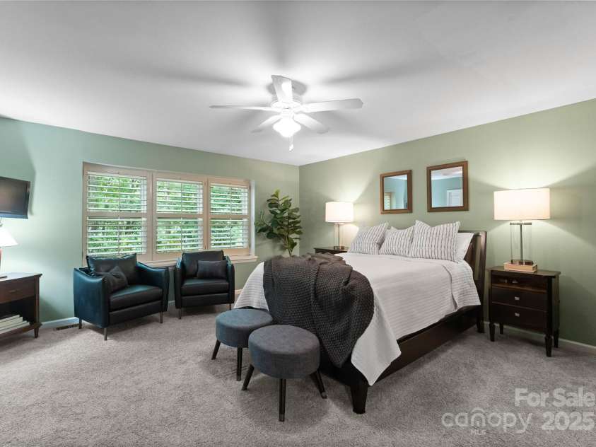9141 Covey Hollow Court, Charlotte, NC 28210.  MLS# CAR4273670, YatesRealty ID 22644. 