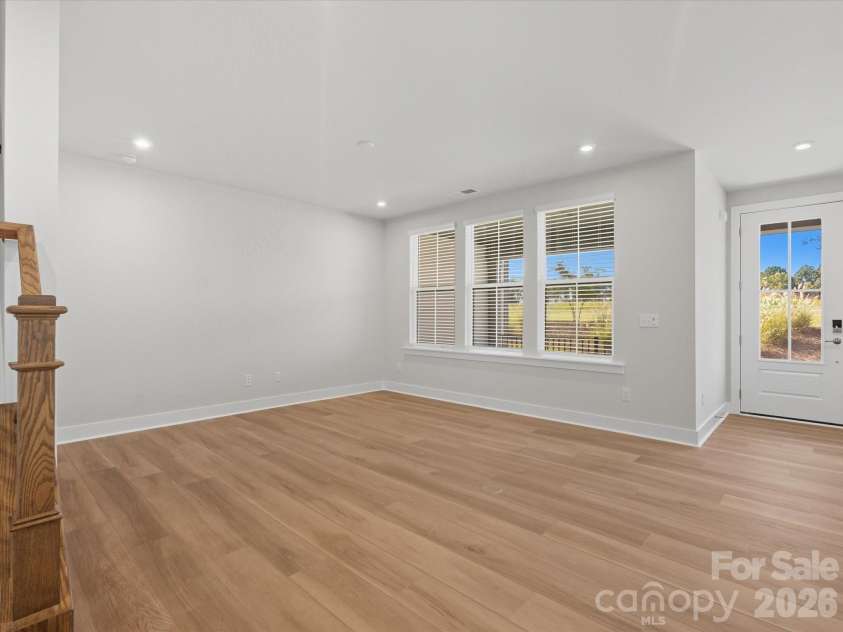 121 Armstrong Road, Belmont, NC 28012.  MLS# CAR4361247, YatesRealty ID 22646. Living room