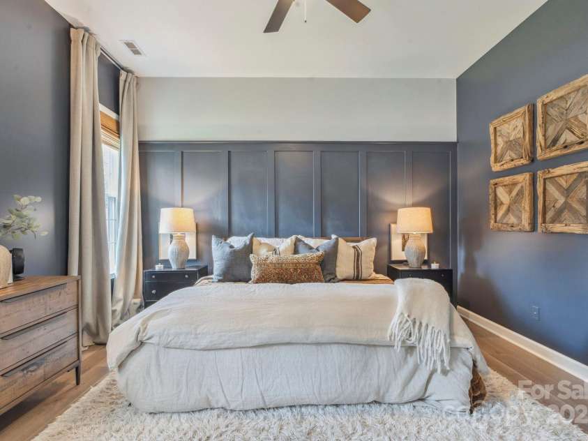 17711 North Shore Circle, Cornelius, NC 28031.  MLS# CAR4273931, YatesRealty ID 22646. Cozy