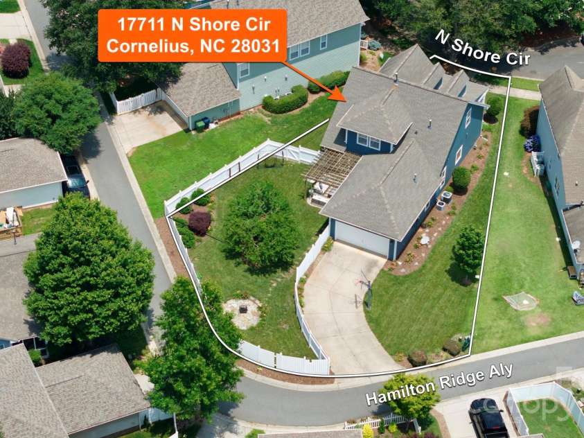 17711 North Shore Circle, Cornelius, NC 28031.  MLS# CAR4273931, YatesRealty ID 22646. Fully fenced backyard on nearly a quarter acre lot