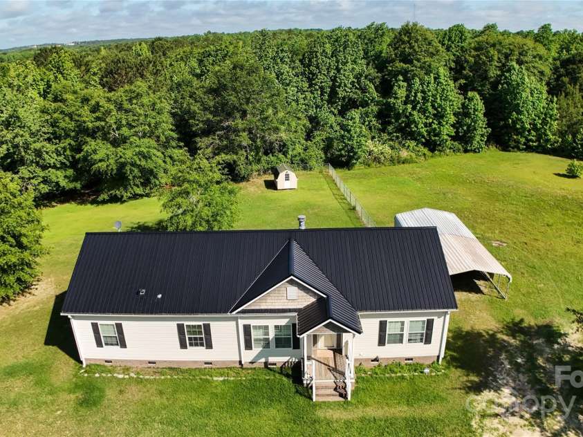 9546 Hwy 265 Highway, Mount Croghan, SC 29729.  MLS# CAR4268267, YatesRealty ID 22647. 