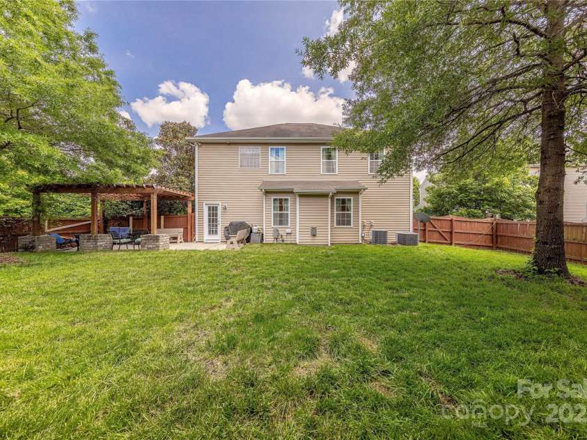 516 Fair Oaks Drive, Fort Mill, SC 29708.  MLS# CAR4267064, YatesRealty ID 22648. Rear Exterior