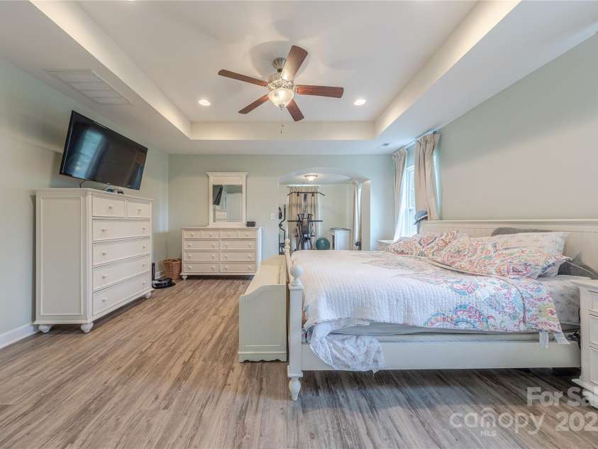 516 Fair Oaks Drive, Fort Mill, SC 29708.  MLS# CAR4267064, YatesRealty ID 22648. Sitting Area