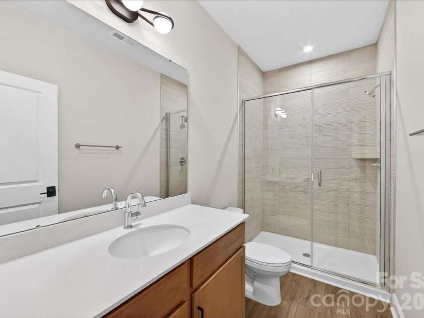 7929 Cedarsmith Court, Charlotte, NC 28217.  MLS# CAR4367747, YatesRealty ID 22648. First floor bathroom