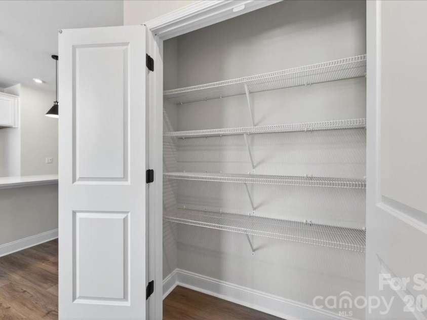 7929 Cedarsmith Court, Charlotte, NC 28217.  MLS# CAR4367747, YatesRealty ID 22648. Pantry