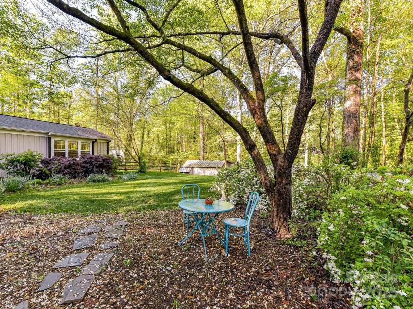 3232 Kale Lane, Matthews, NC 28105.  MLS# CAR4245282, YatesRealty ID 22649. 