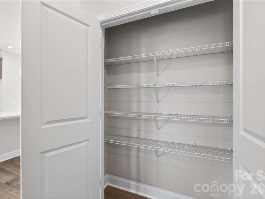 7921 Cedarsmith Court, Charlotte, NC 28217.  MLS# CAR4367826, YatesRealty ID 22649. Kitchen pantry