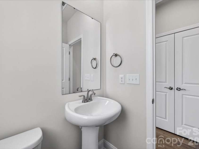 7921 Cedarsmith Court, Charlotte, NC 28217.  MLS# CAR4367826, YatesRealty ID 22649. Second floor pantry