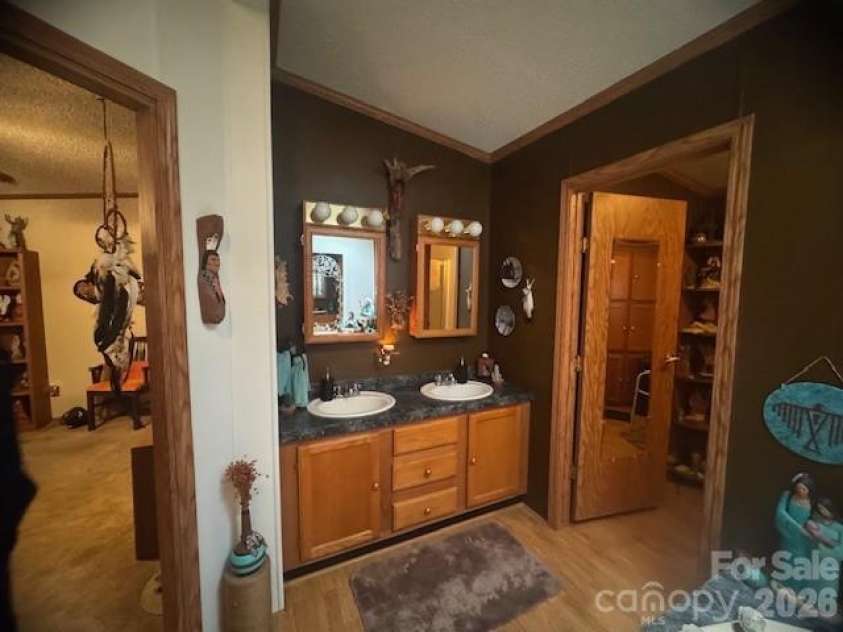 1372 Lickskillet Road, Burnsville, NC 28714.  MLS# CAR4333089, YatesRealty ID 2265. Primary Bath